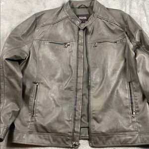 Men’s Size Large Bomber Jacket